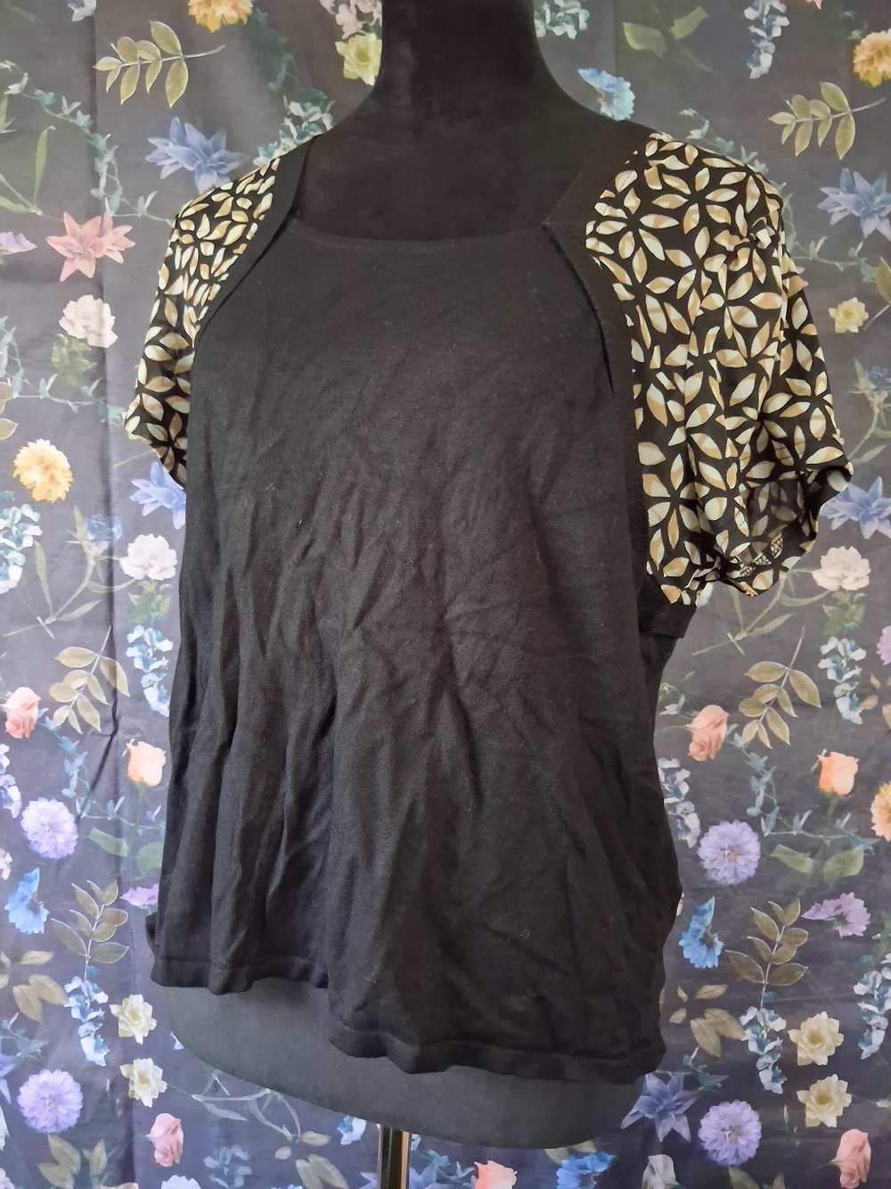 Investments Black Top with Cream and Black Geometric Sleeve Panels